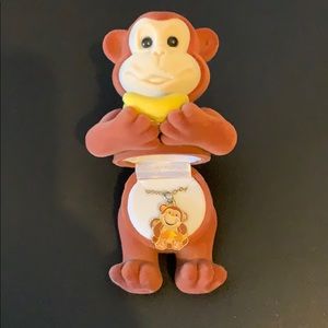 Monkey necklace
